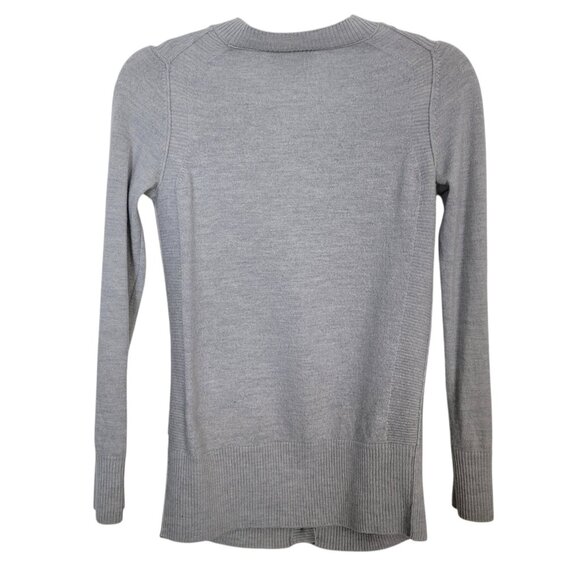 Banana Republic Extra Fine Merino Wool Grey V Neck Cardigan Sweater Women's Sm - Picture 2 of 7